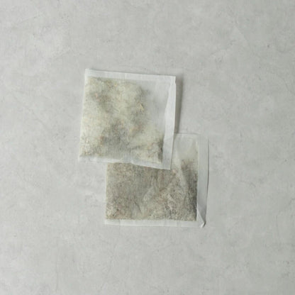 (コストコ) 生活の木 和漢塩湯 30g x 6包 ブラックソルトと十薬(ドクダミ)  6セット