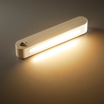 (コストコ) オーム電機 LEDナイトライト 人感＆明暗センサー付き 明るい木目調 NIT-BK06-W